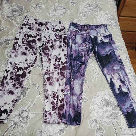 Two Pairs of Legends Workout Polyester-Spandex Leggings Size Medium EUC - Picture 1 of 10